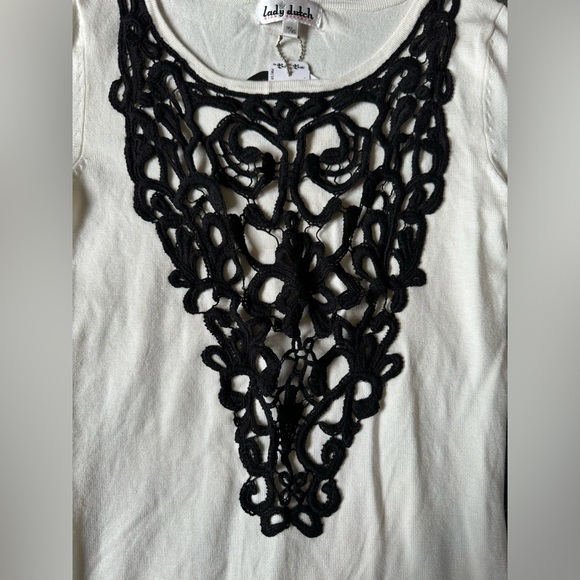 Lady Dutch High Society White Lace/Appliqué Longsleeve Top - Picture 2 of 12